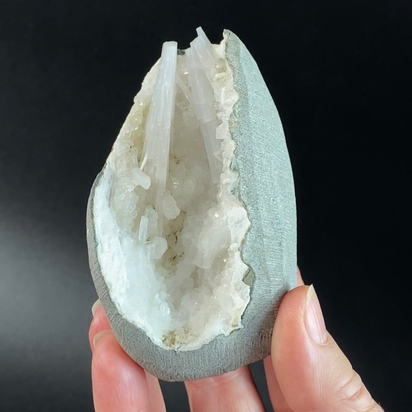 Scolecite with Apophyllite, Stilbite & Mordenite in Trimmed Basalt Geode Pocket