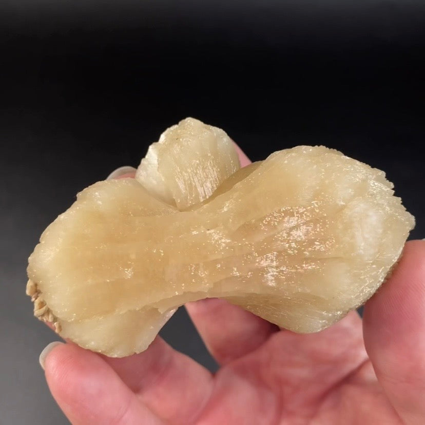 Peach Stilbite Bow Tie Cluster