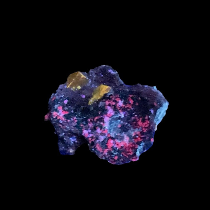 Zircon Crystals with Fluorescent Apatite Inclusions, Biotite-Calcite Aegirine matrix, Astore Valley, Pakistan