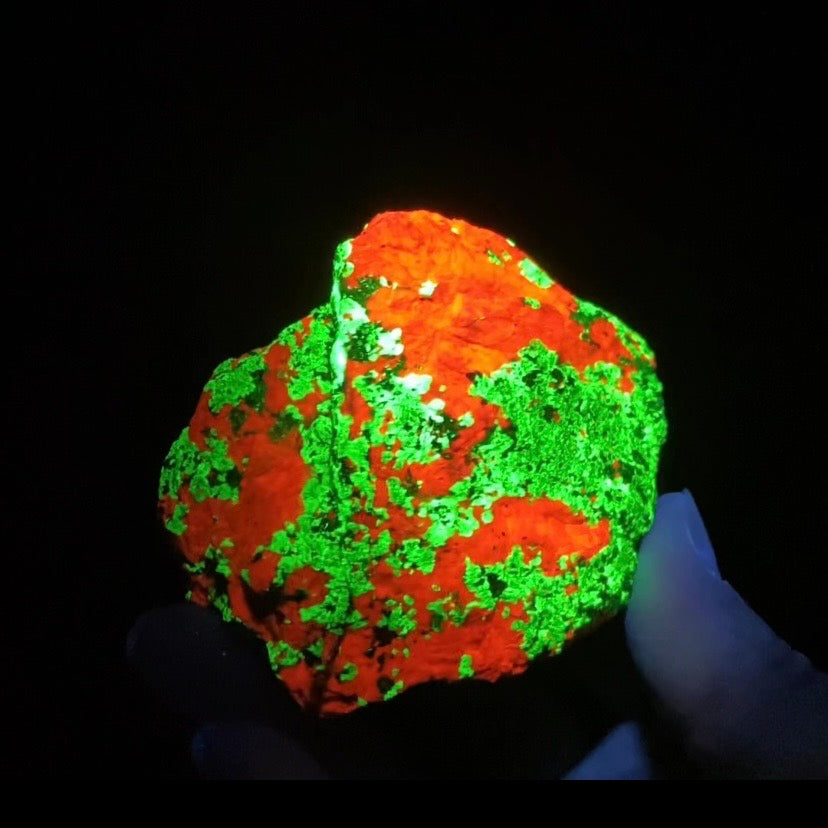 Willemite, Calcite & Franklinite Specimen with Unique Pattern