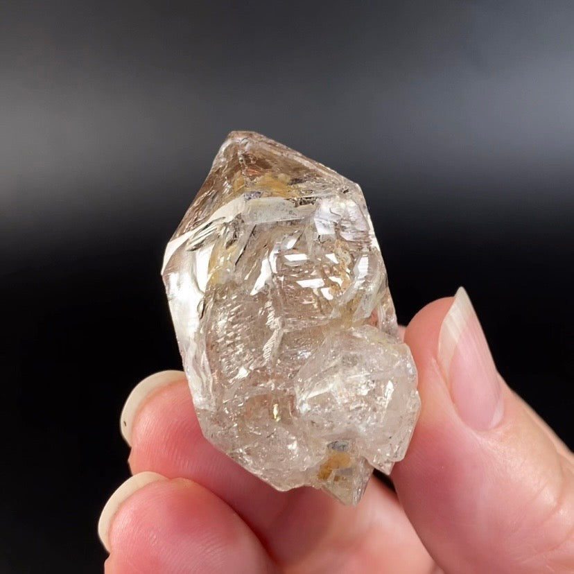 Double Terminated Fenster Window Quartz Crystal