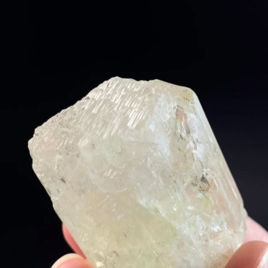 Yellow Spodumene Triphane Crystal Fluorescent Yellow Kunzite