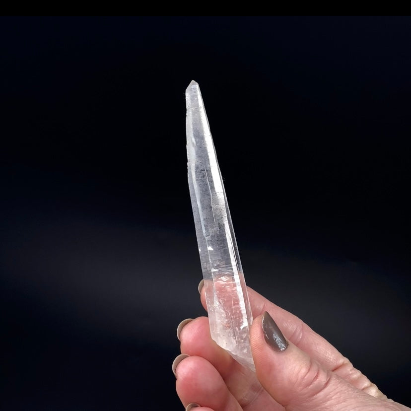Tapered Laser Quartz Crystal with Macromosaic Markings, Corinto, Minas Gerais, Brazil