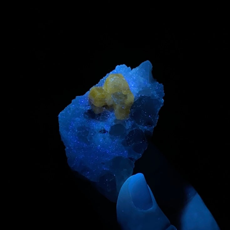 Lustrous Purple Apatite Crystals with Quartz on Cleavelandite Matrix, Dara e Pech, Afghanistan