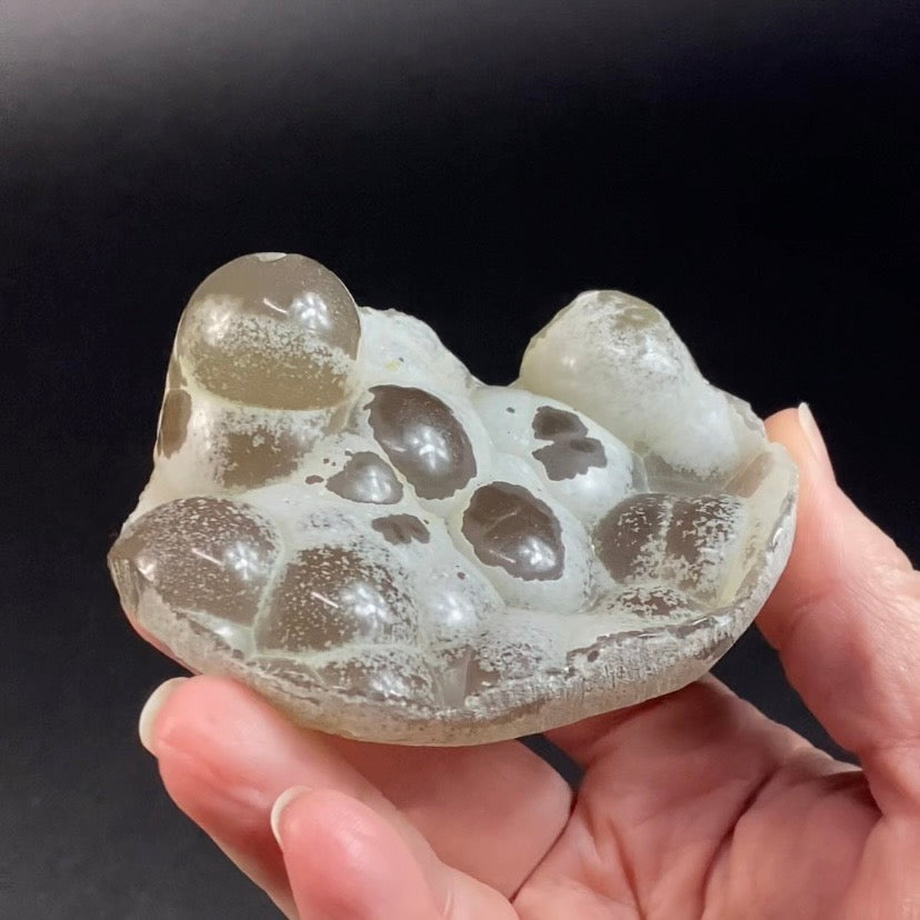 Agatized Botryoidal Chalcedony – Layered Growth with Smooth Overgrowth – Maharashtra, India