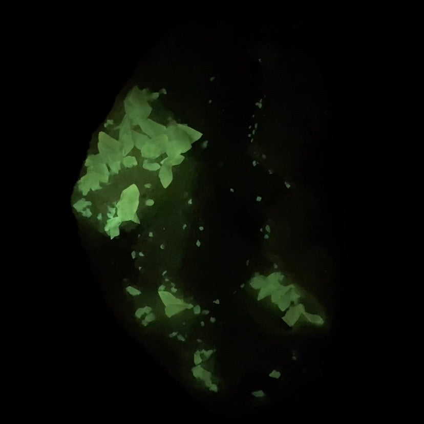 Phosphorescent Golden Honey Calcite Crystals on Druzy Quartz in Basalt Pocket