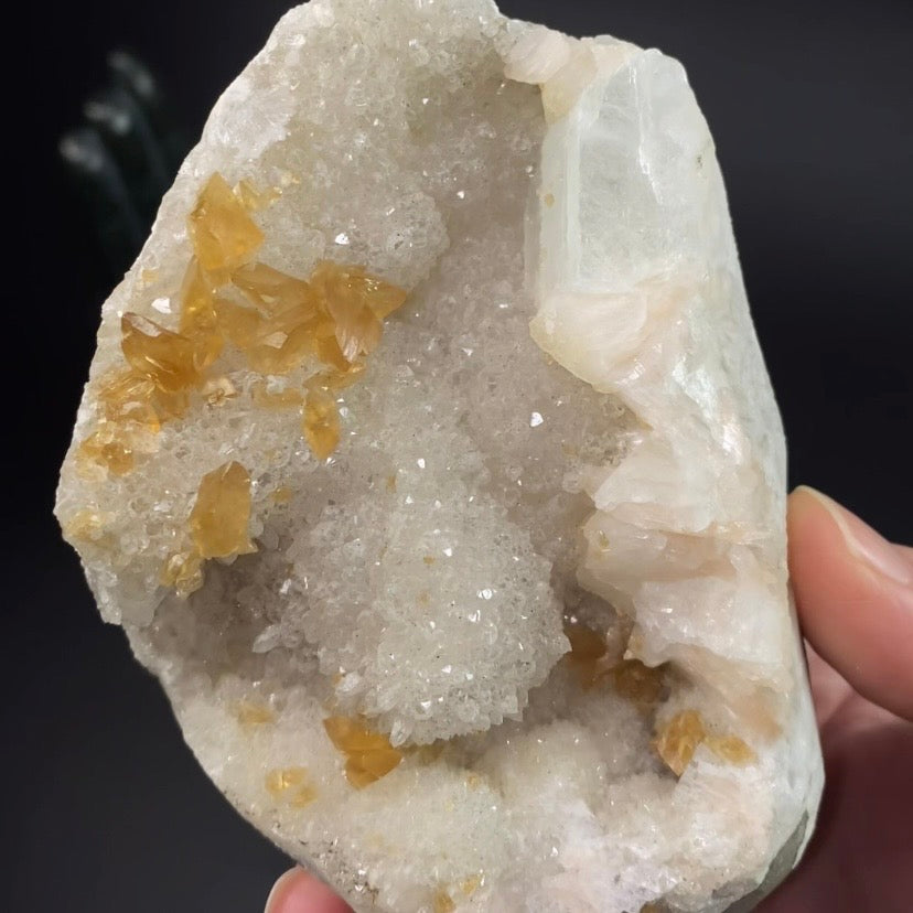 Phosphorescent Golden Honey Calcite Crystals on Druzy Quartz in Basalt Pocket