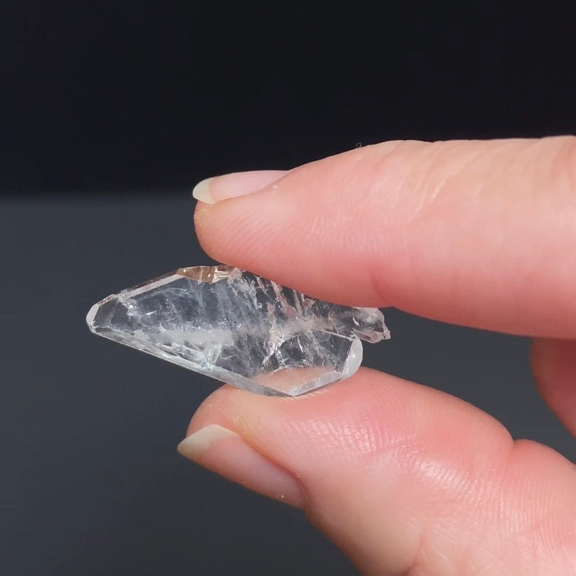Miniature Faden Quartz Crystal Lot 10 Grams