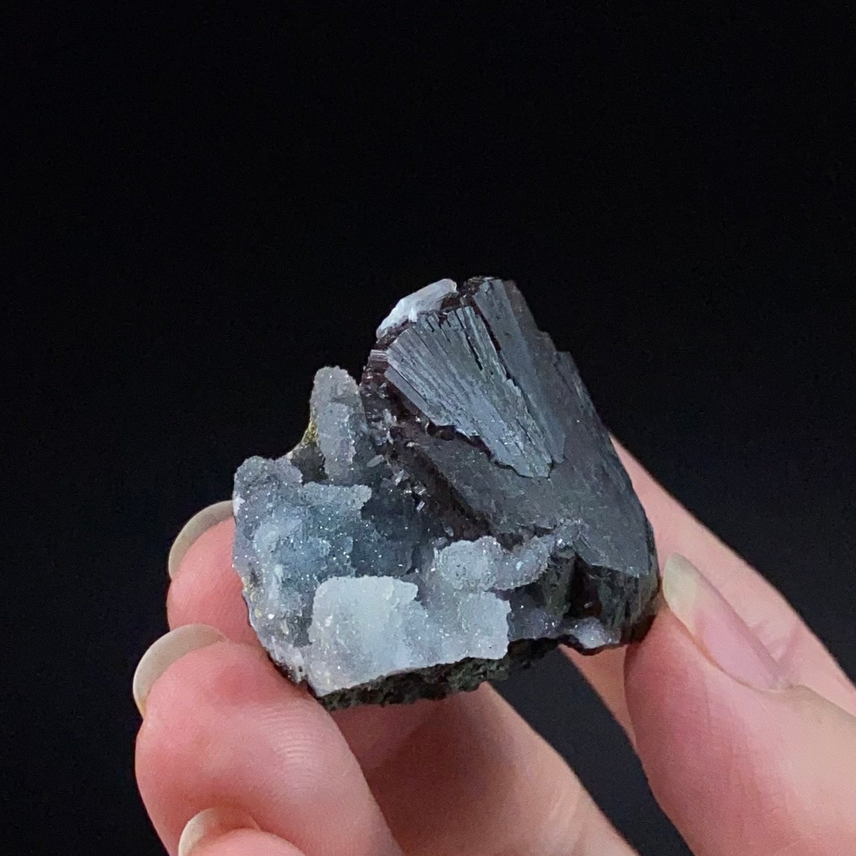 Brown Heulandite Fan with Clear Stilbite Blades on Chalcedony