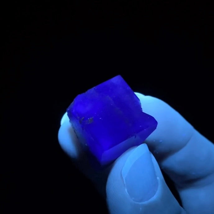 Deep Purple Cubic Fluorite Specimen from Cave-In-Rock, Hardin, Illinois