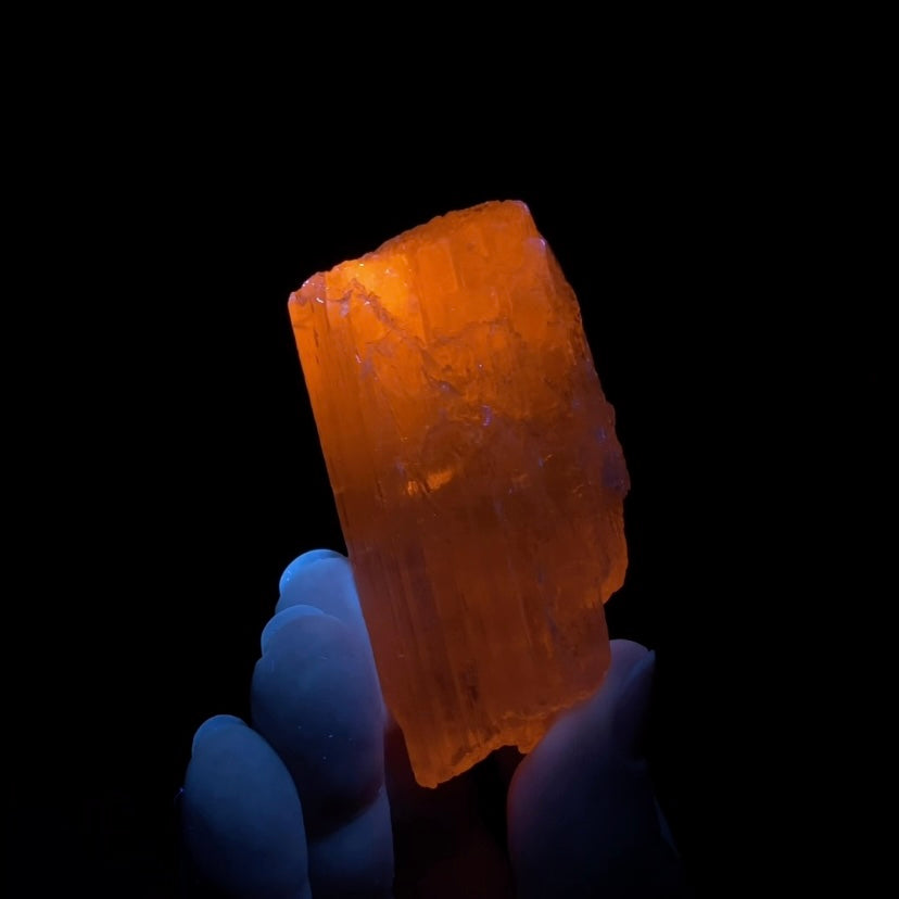 Yellow Spodumene Triphane Crystal Fluorescent Yellow Kunzite