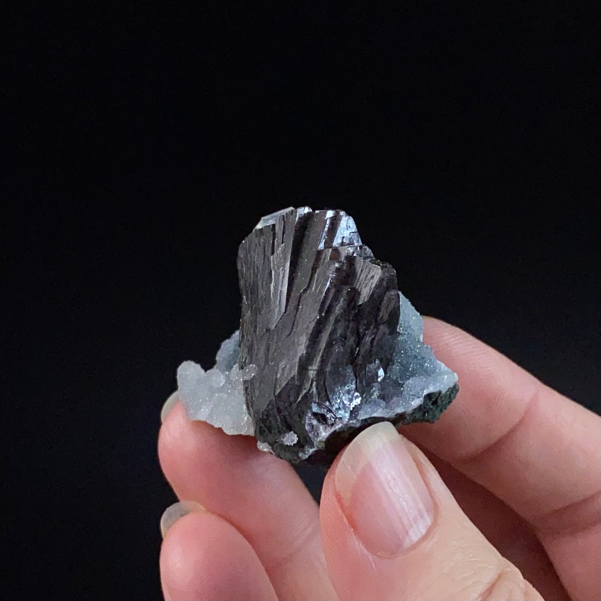 Brown Heulandite Fan with Clear Stilbite Blades on Chalcedony