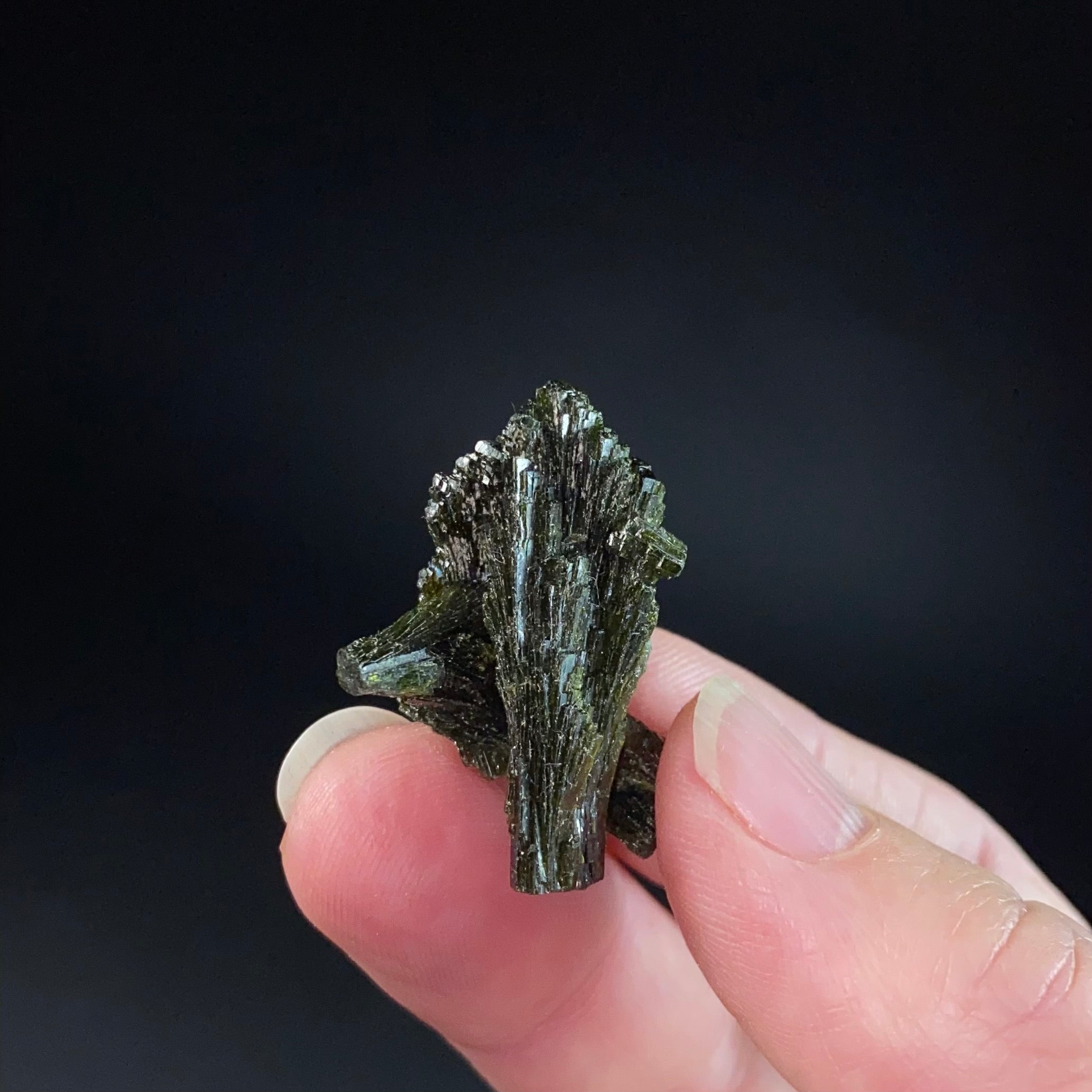 ONE Epidote Fan Crystal Cluster from Kharan, Balochistan, Pakistan