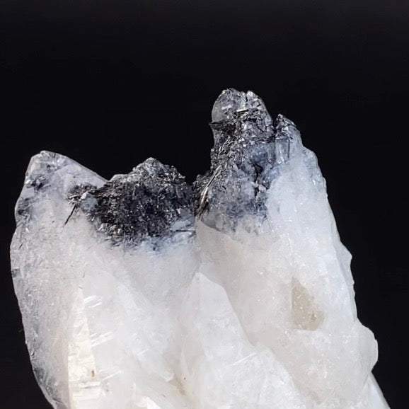 Unique Hydrothermal Etched Milky Quartz Cluster with Rutile