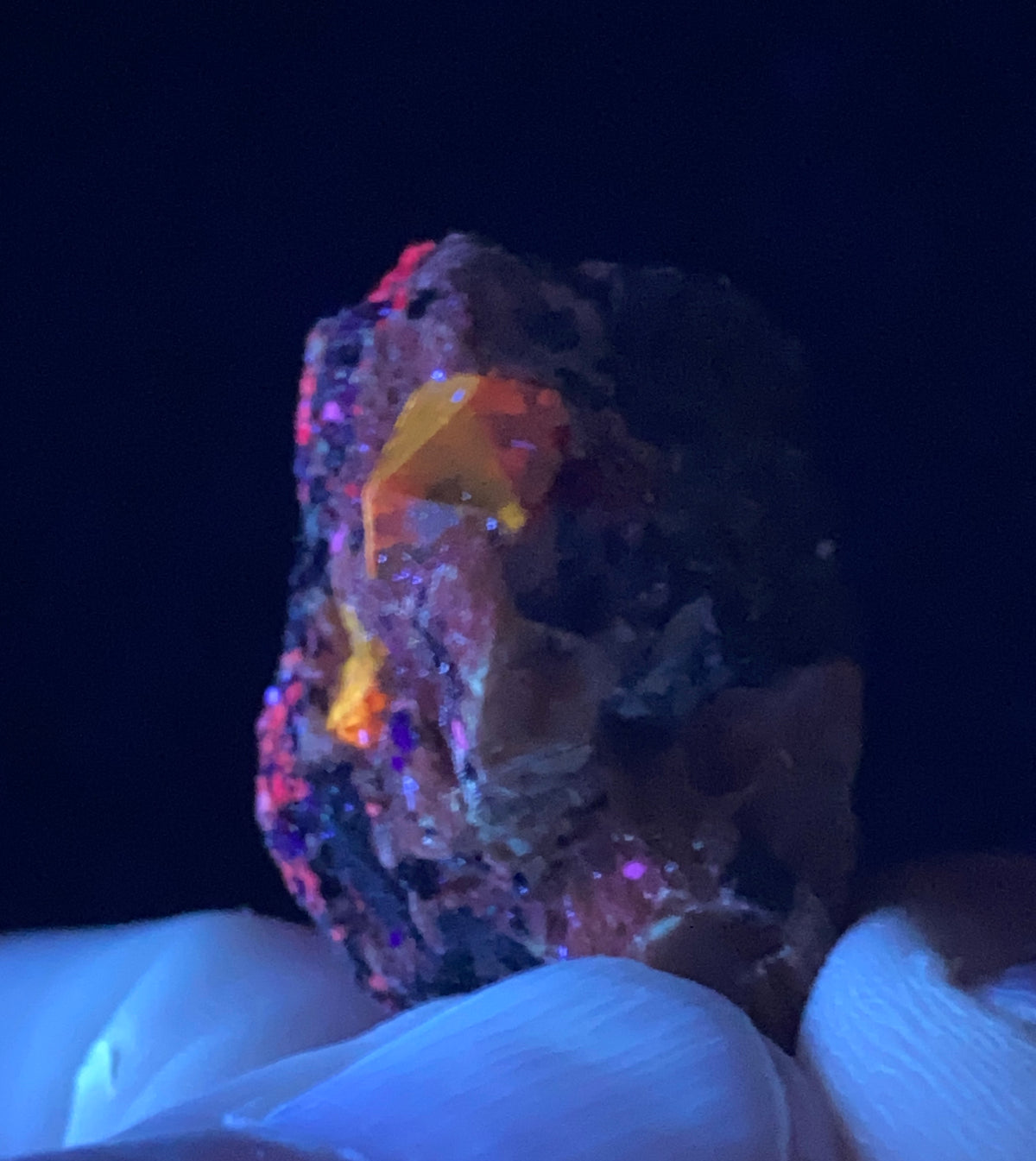 Zircon Crystals with Fluorescent Apatite Inclusions, Biotite-Calcite Aegirine matrix, Astore Valley, Pakistan