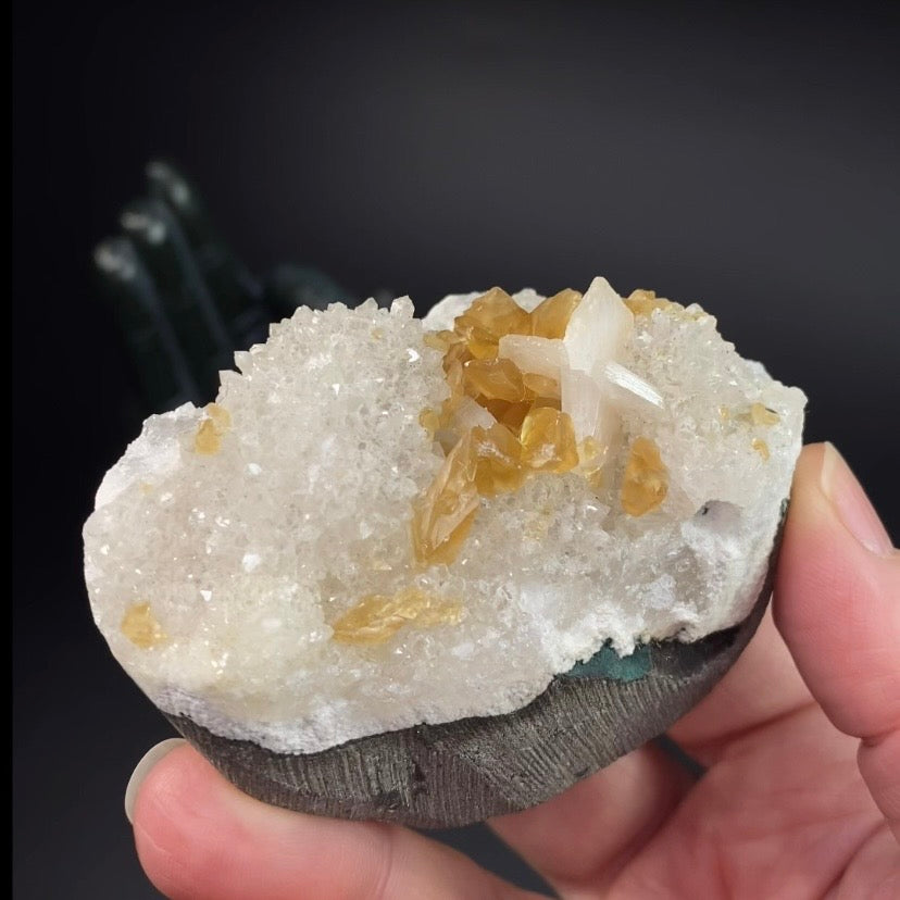 Phosphorescent Golden Honey Calcite Crystals on Druzy Quartz in Basalt Pocket