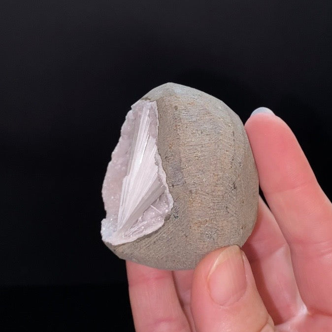 Radiating Scolecite Crystals with Quartz in Trimmed Basalt Pocket