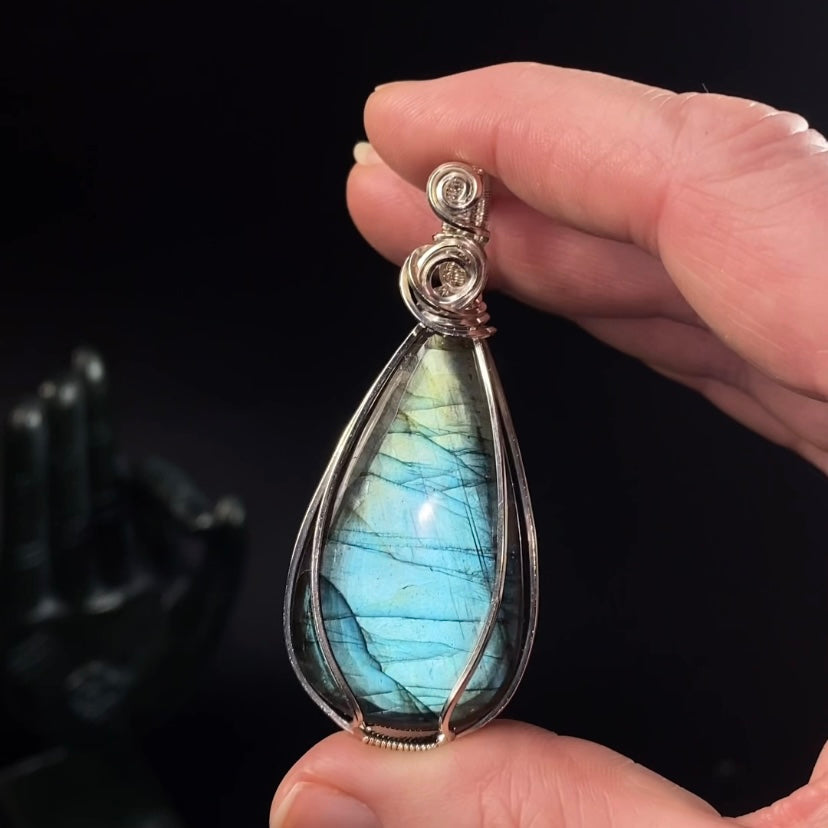 Blue Flash Labradorite & Sterling Silver Wire Wrapped Pendant with Simple Swirl Design