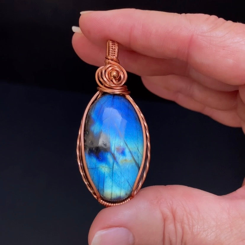 Blue Flash Labradorite & Raw Copper Wire Wrapped Pendant