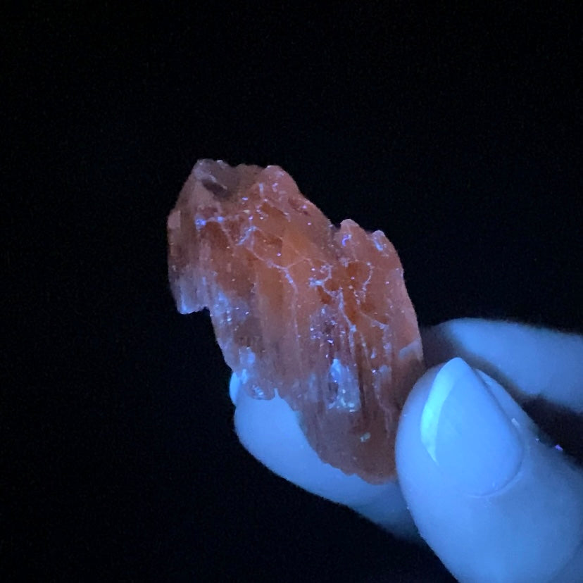 Grade A Yellow Triphane Spodumene Crystal Yellow Kunzite