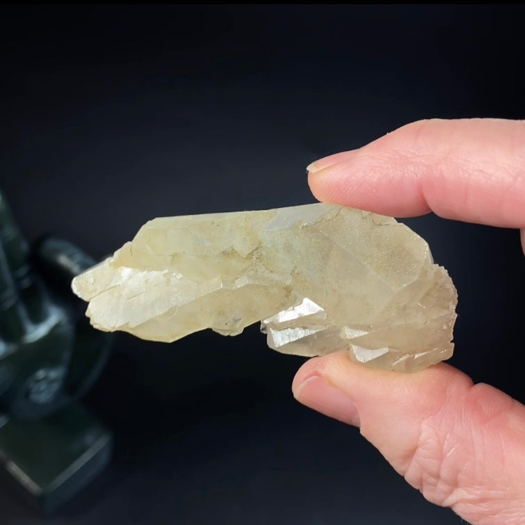 Golden Tabular Faden Quartz Crystal Cluster