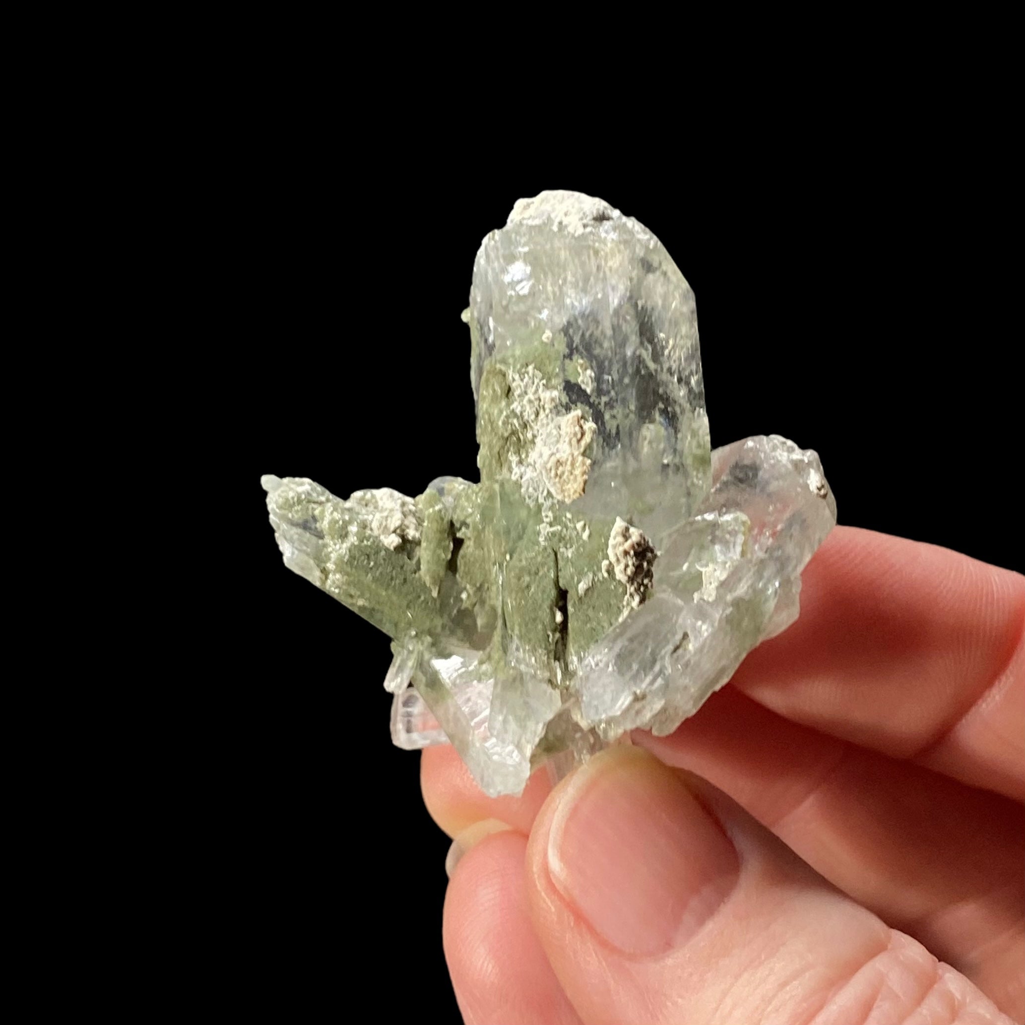 Chlorite Included Quartz Cluster