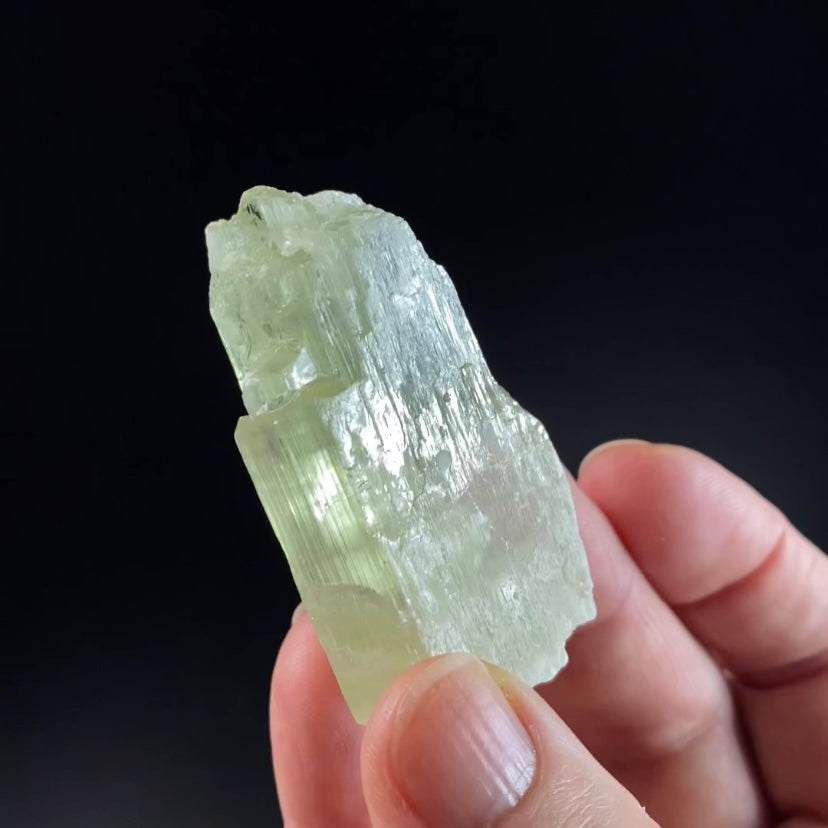 Yellow Spodumene Triphane Crystal Fluorescent Yellow Kunzite