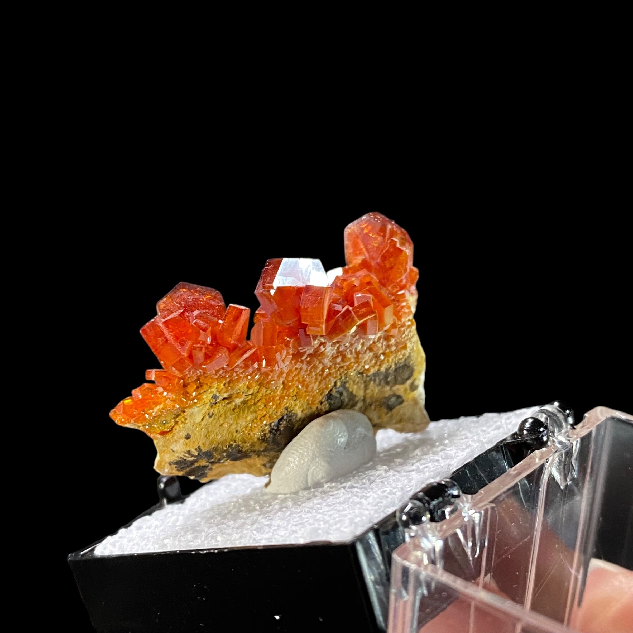 Gemmy Vanadinite Thumbnail Size Cluster in Perky Box