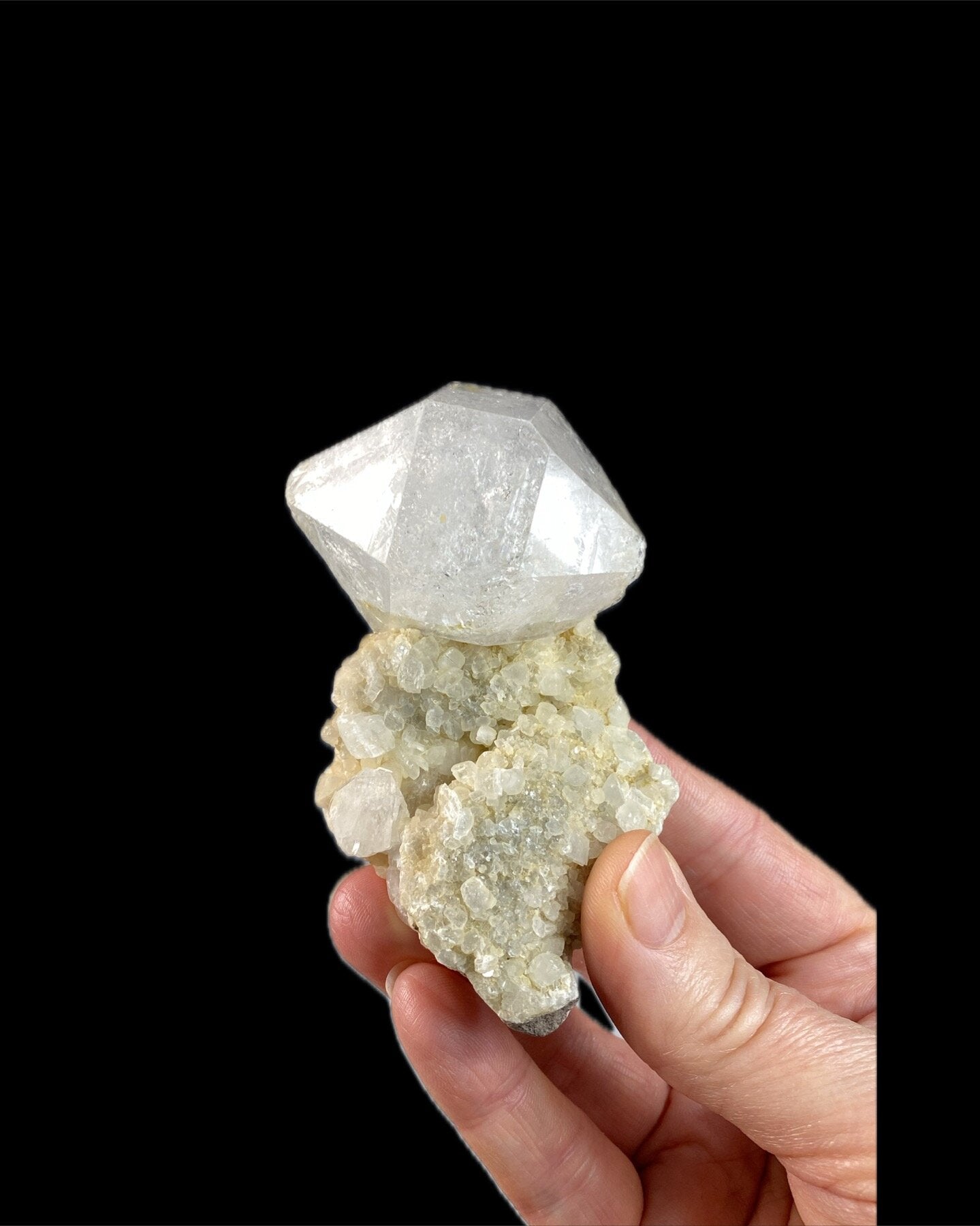 Doubly Terminated Partial Quartz Crystal on Matrix