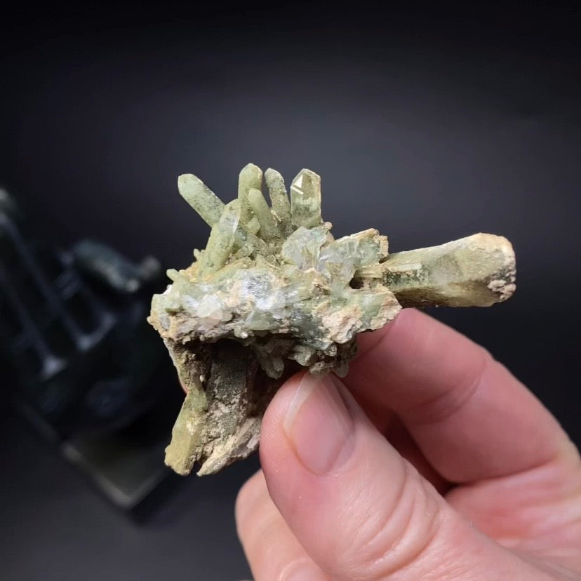 Chlorite Included Quartz Cluster