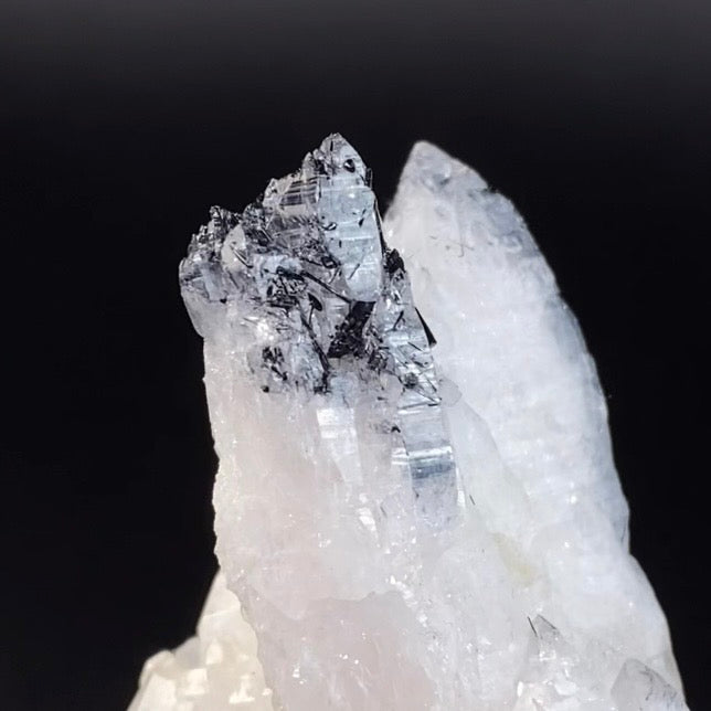 Unique Hydrothermal Etched Milky Quartz Cluster with Rutile
