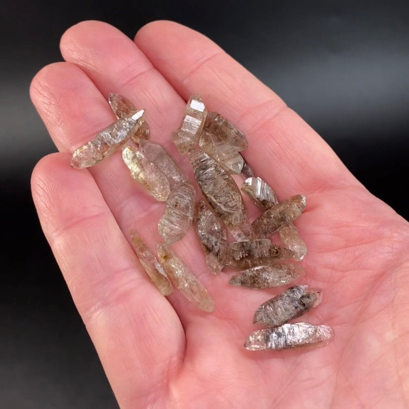 Unique Elongated Double Terminated Petroleum Quartz Crystal Lot 10 grams