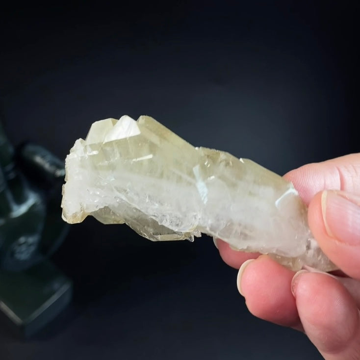 Golden Tabular Faden Quartz Crystal Cluster