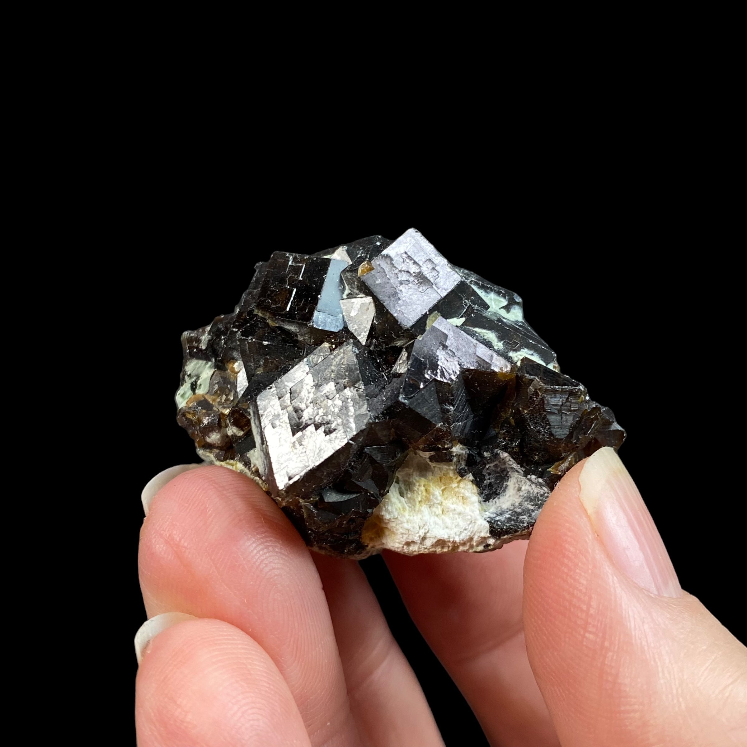 Garnet. 118.0 ct. Balochistan, 2024 Pakistan