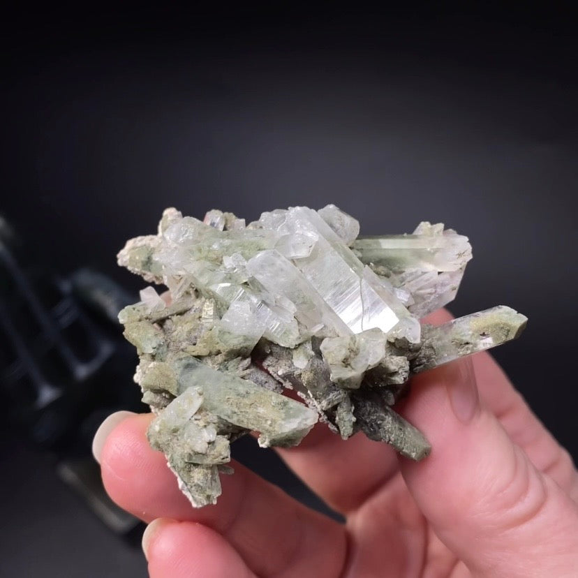 Chlorite Included Quartz Cluster