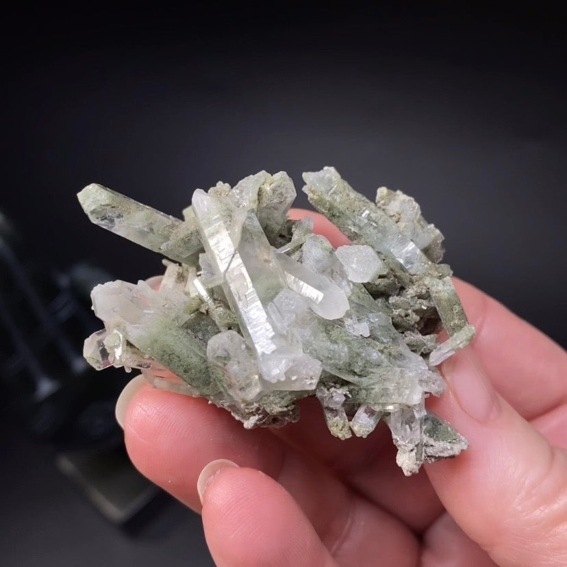 Chlorite Included Quartz Cluster