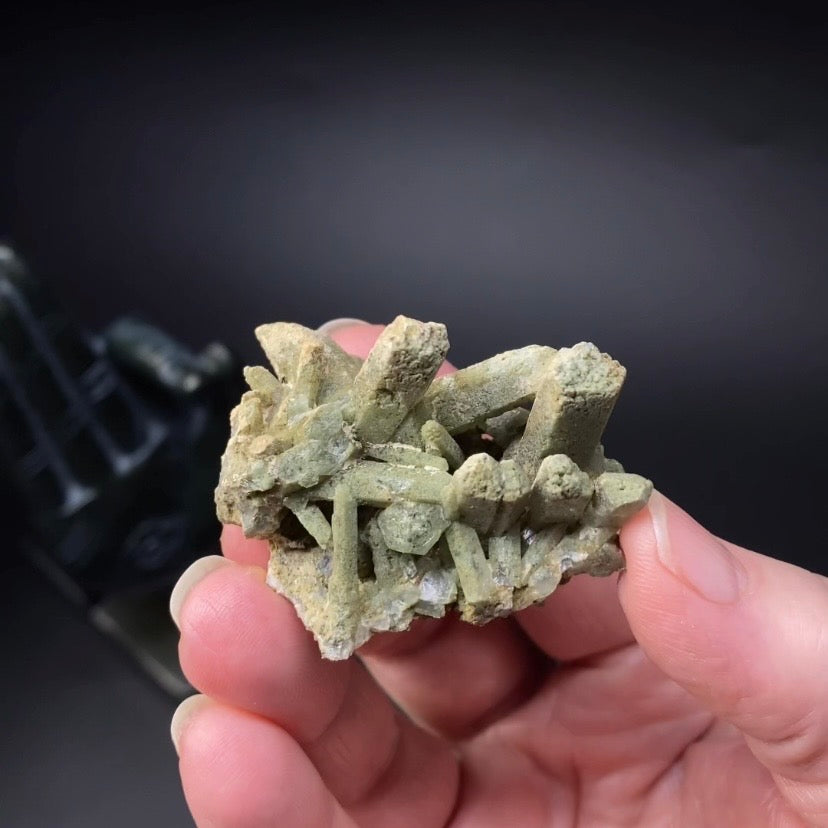 Chlorite Included Quartz Cluster