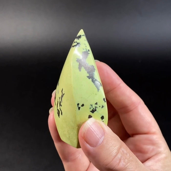 Peruvian Serpentine & Pyrite Polished Teardrop Flame