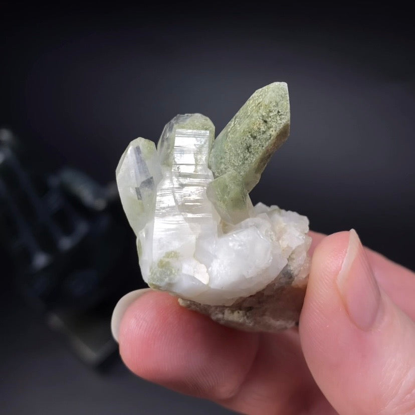 Chlorite Included Quartz Cluster