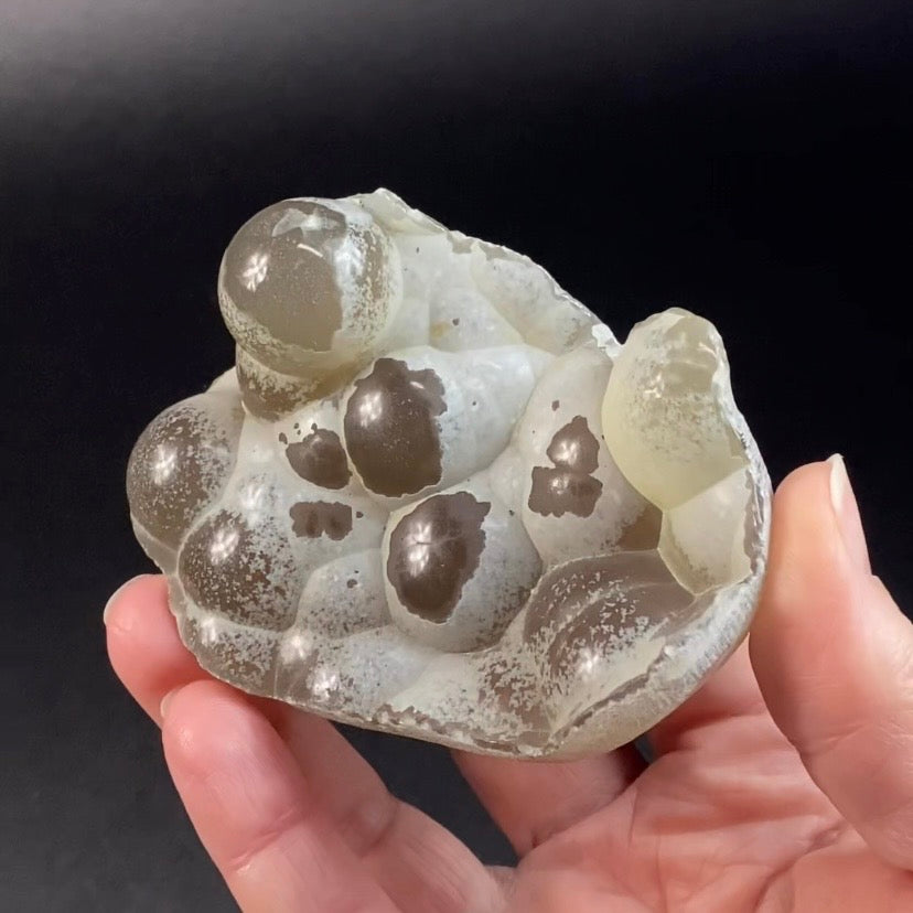 Agatized Botryoidal Chalcedony – Layered Growth with Smooth Overgrowth – Maharashtra, India