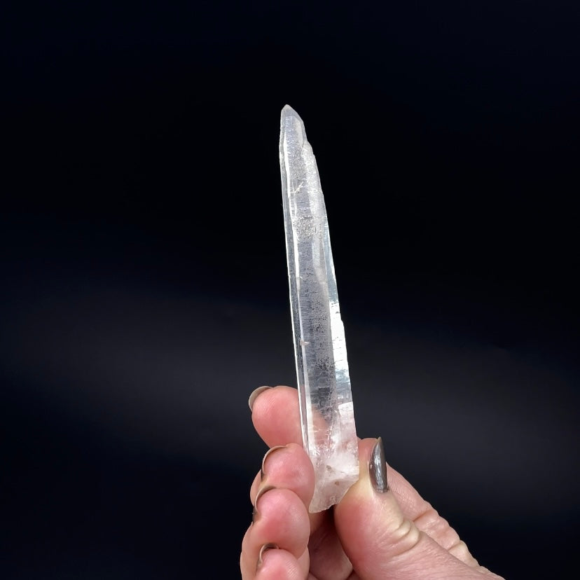 Tapered Laser Quartz Crystal with Macromosaic Markings, Corinto, Minas Gerais, Brazil