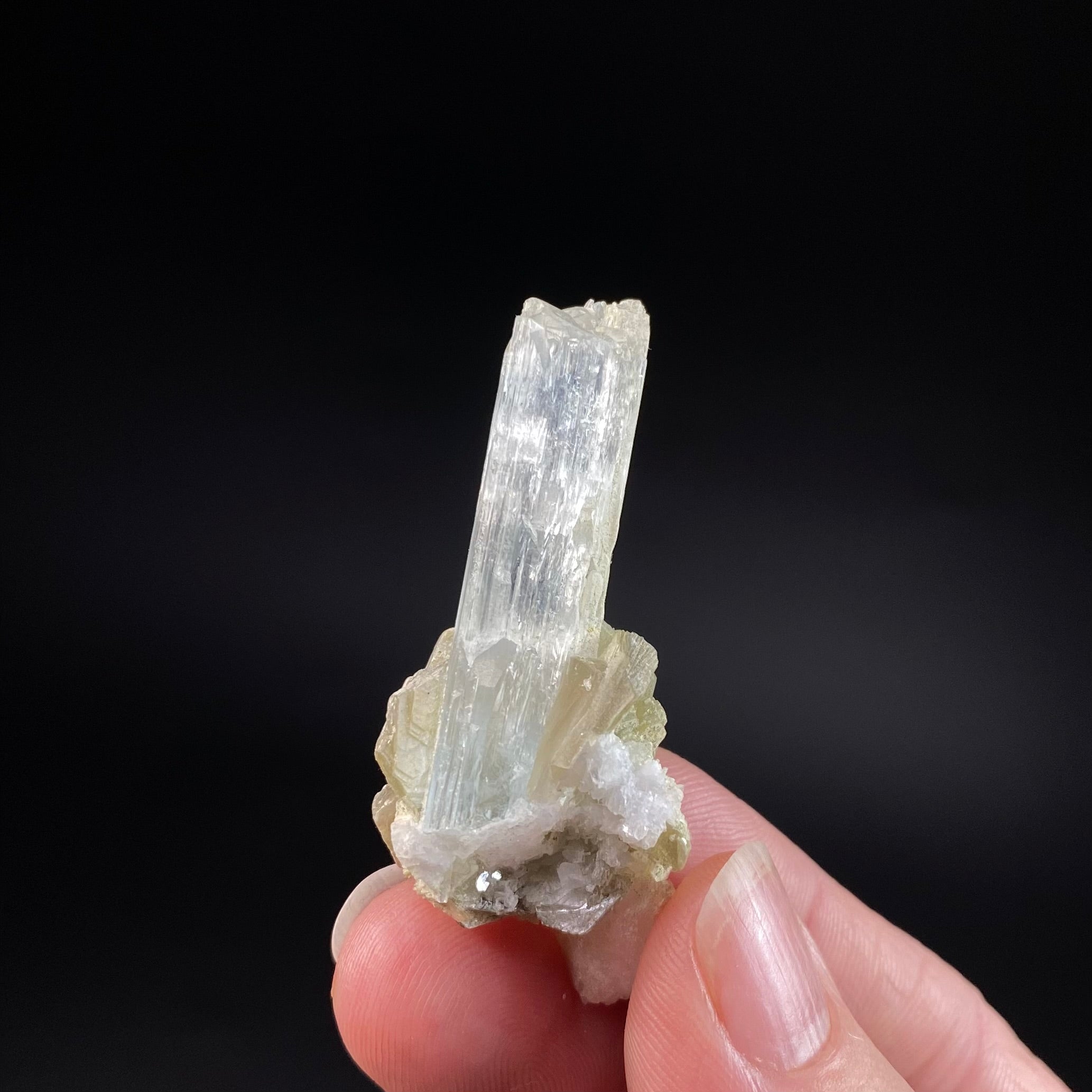 Aquamarine Crystal with Muscovite Mica