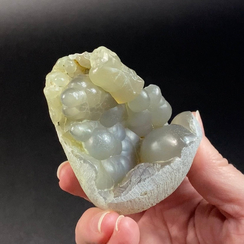 Botryoidal Chalcedony Formed in Basalt Vesicle – Maharashtra, India