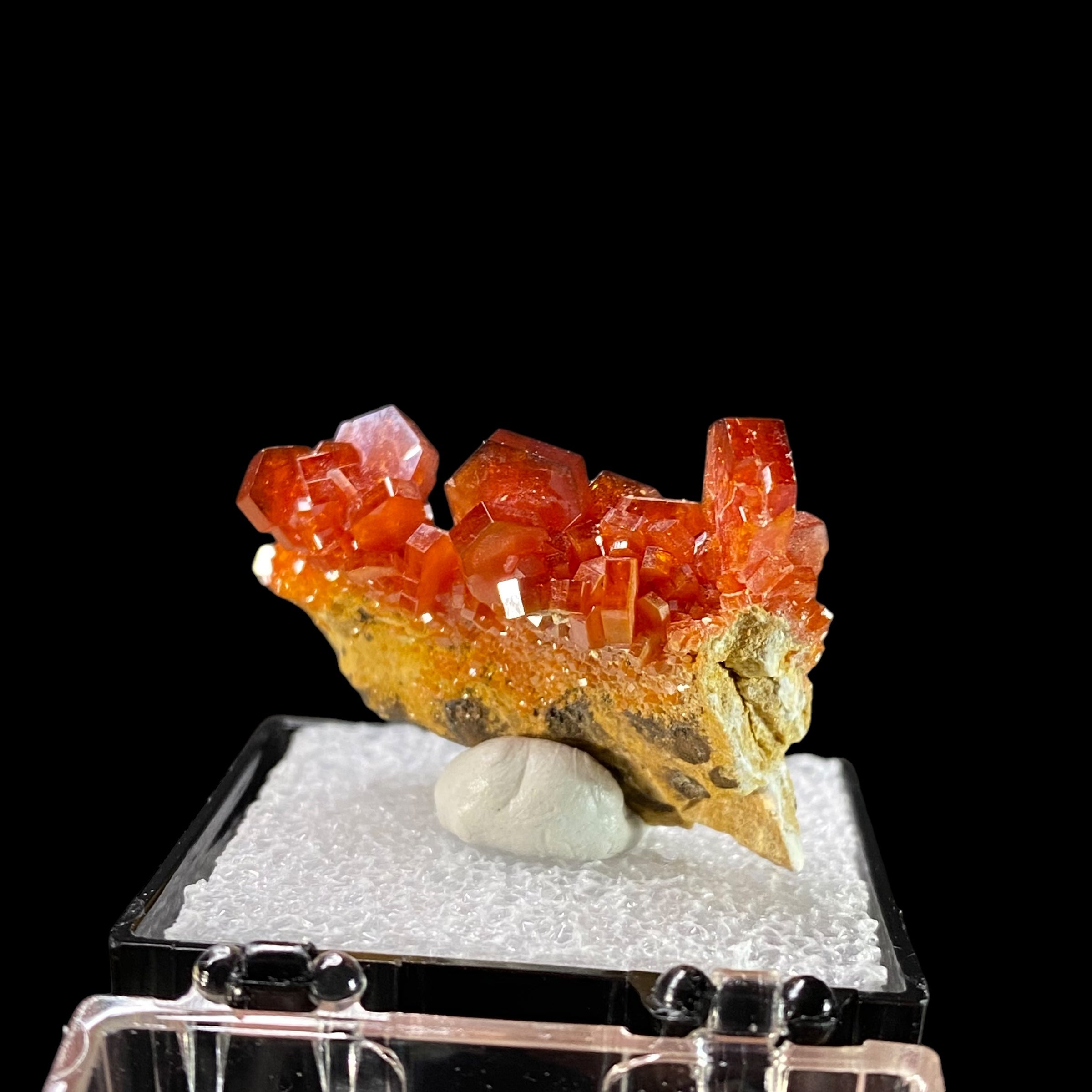 Gemmy Vanadinite Thumbnail Size Cluster in Perky Box