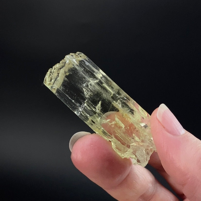 Grade A Yellow Triphane Spodumene Crystal Yellow Kunzite