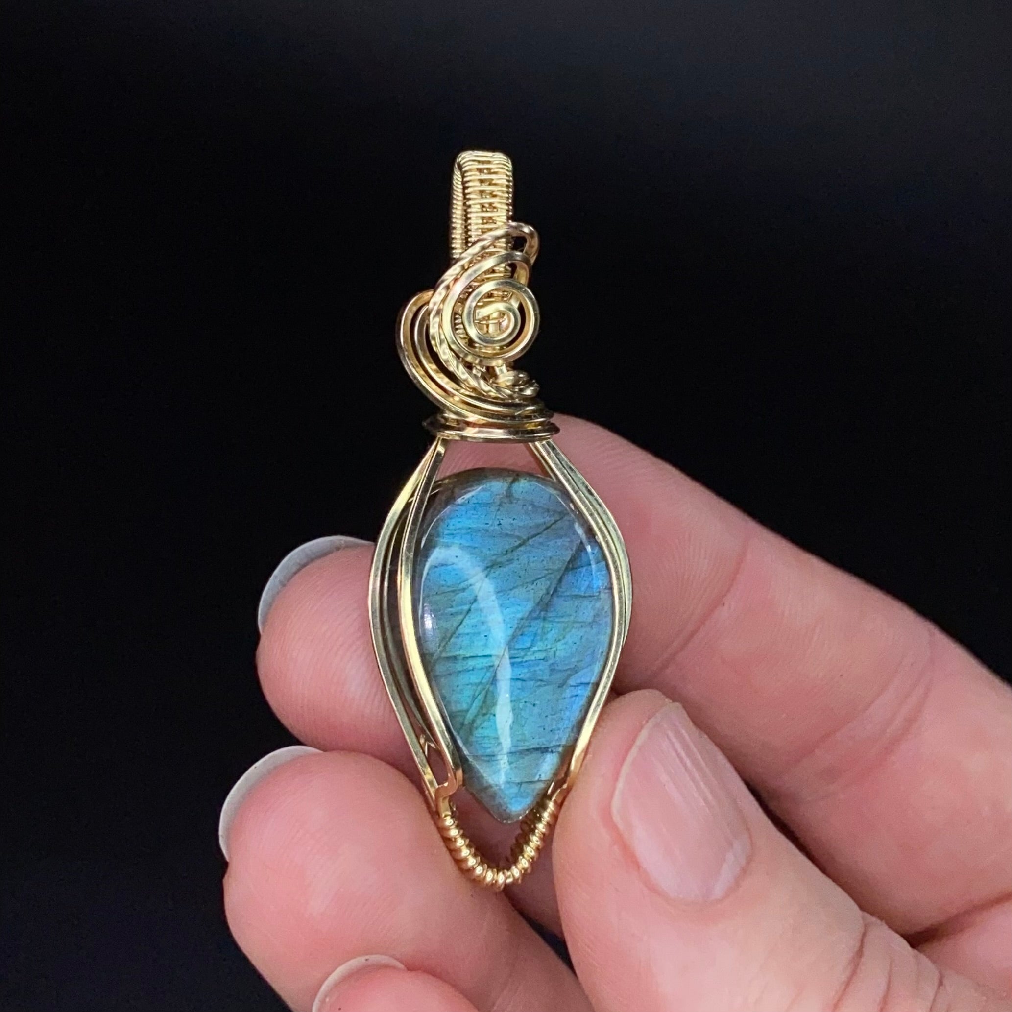 Labradorite & 14k Gold Filled Wire Wrapped Pendant