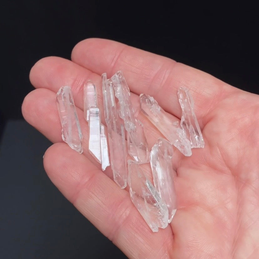 Miniature Faden Quartz Crystal Lot 10 Grams
