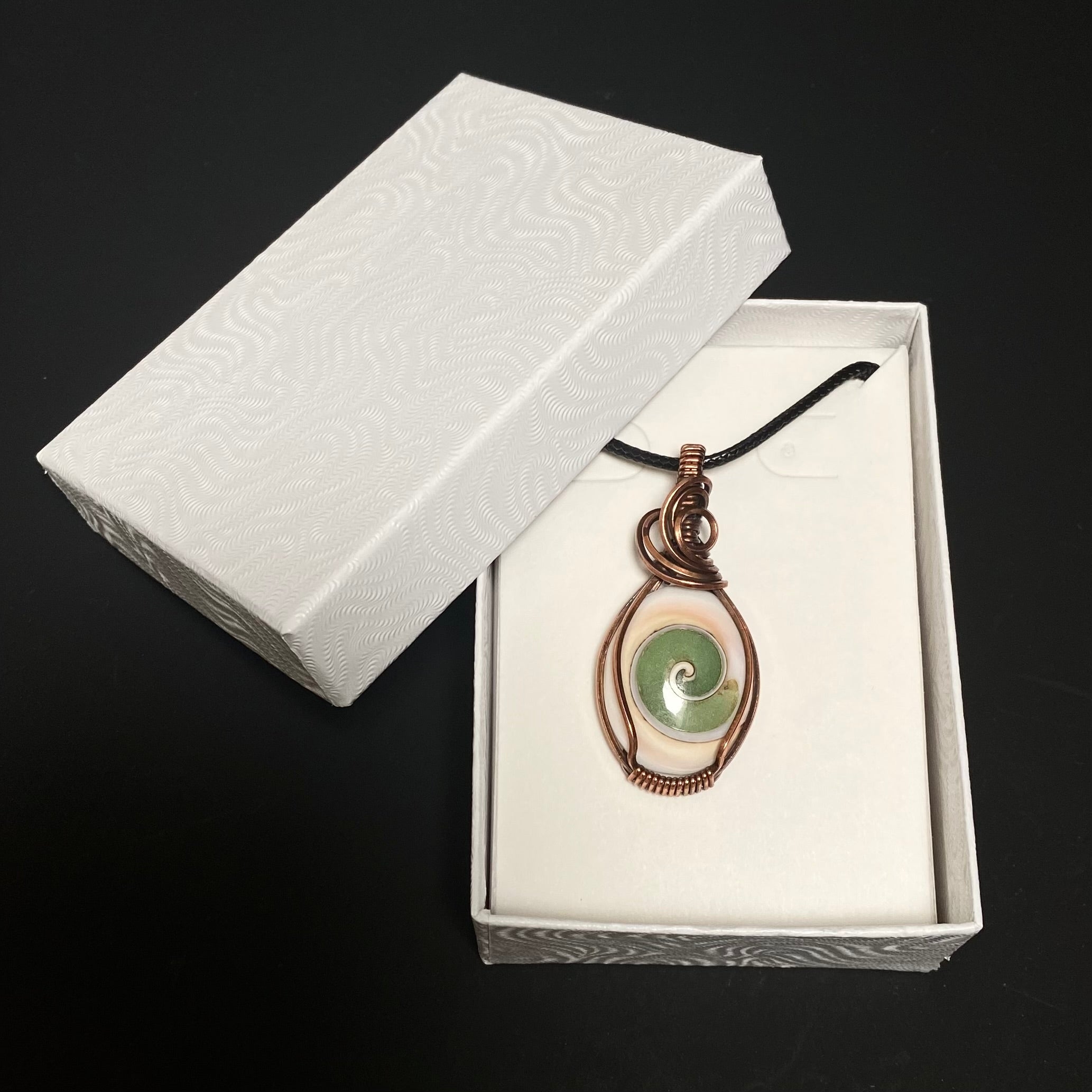 Jewelry Gift Box for Wire Wrapped Pendants