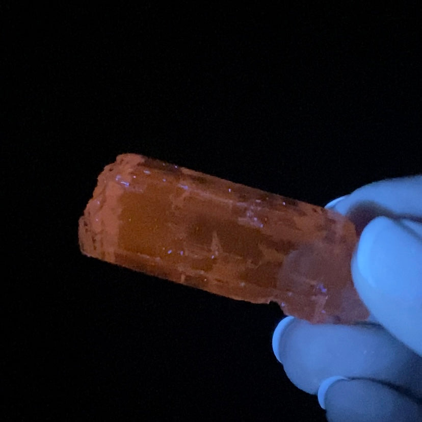 Grade A Yellow Triphane Spodumene Crystal Yellow Kunzite