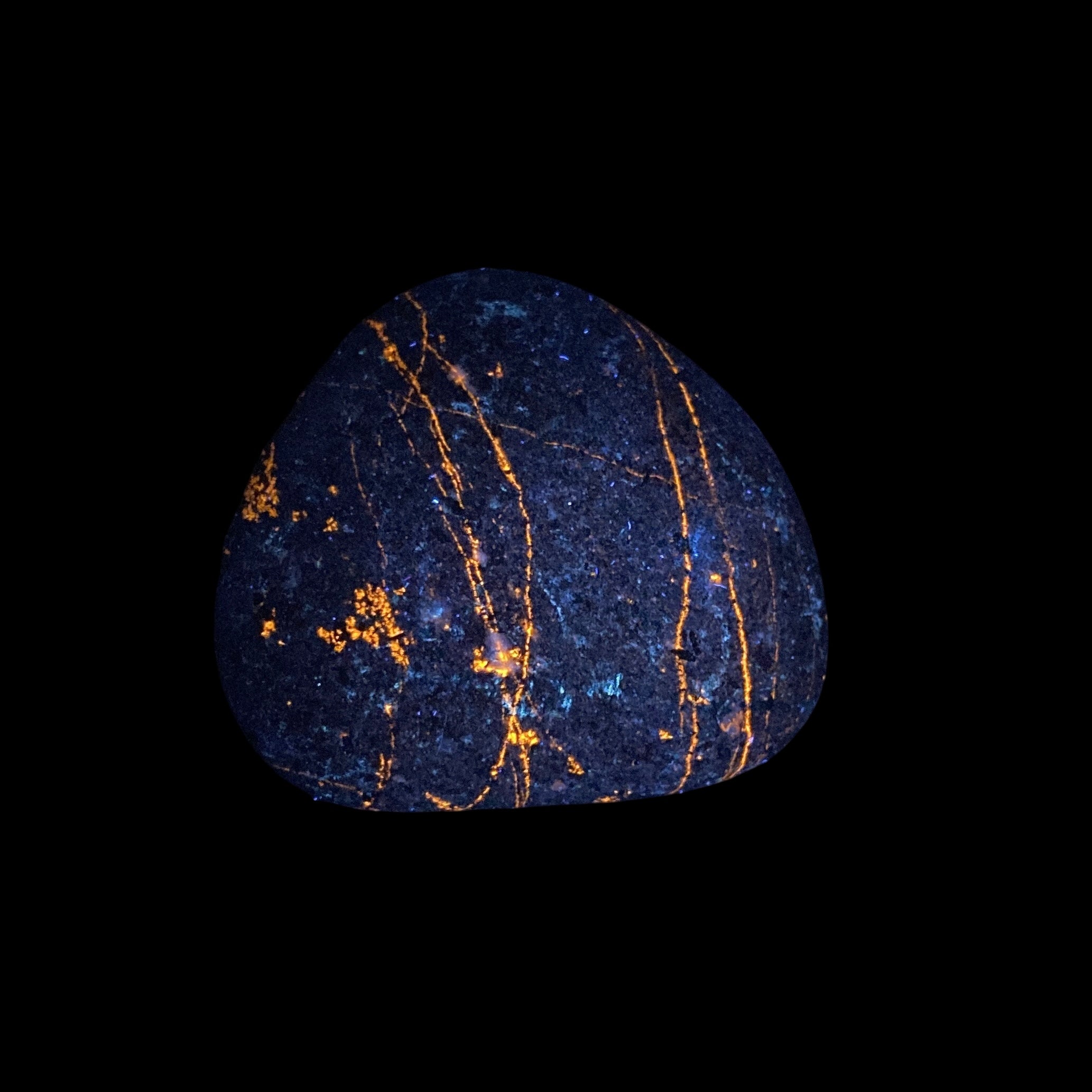 Yooperlite Fluorescent Sodalite with Syenite Yooper Stone